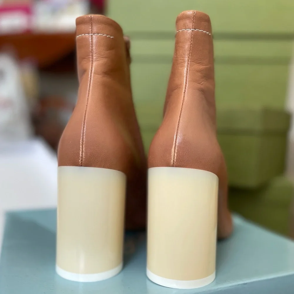 Maison Margiela leather nude light brown soft booties - Picture 3 of 11